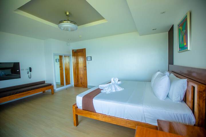 Room 21 of 72