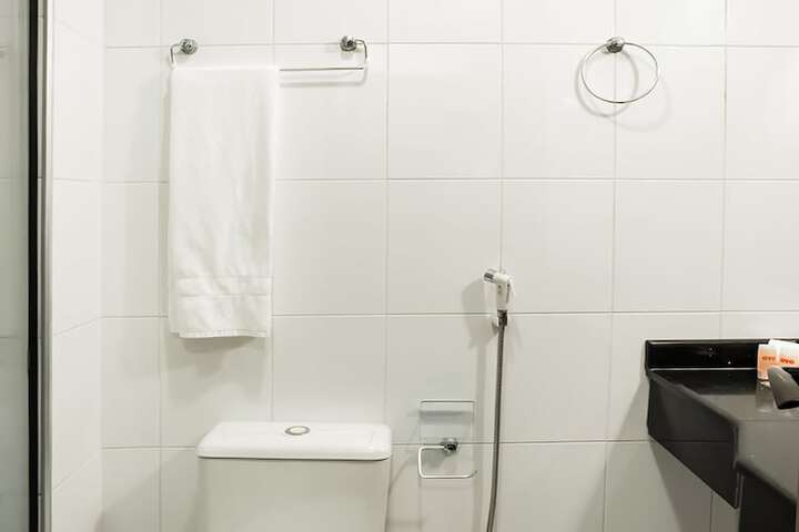 Clean Restrooms