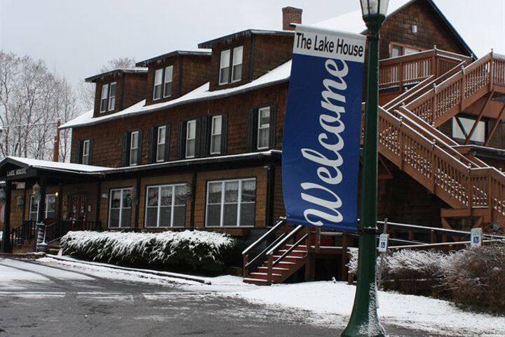 Hotel 102 of 128