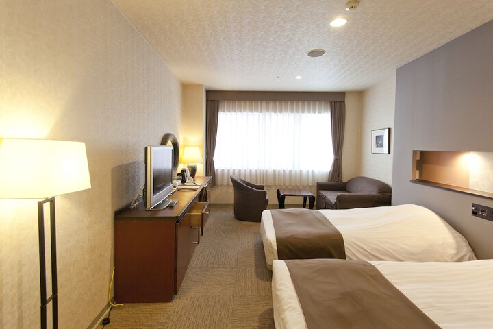 Room 29 of 240