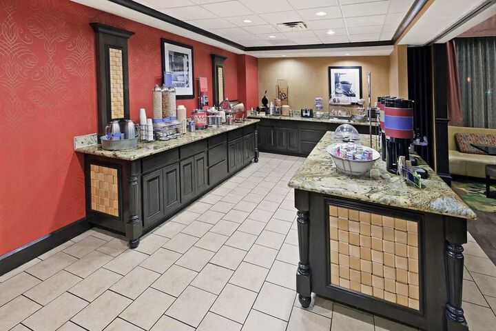 Breakfast/Coffee Service 24 of 35