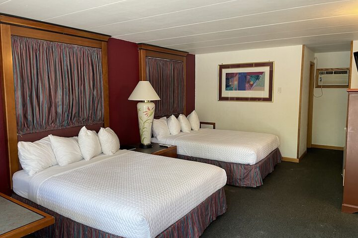 Room 4 of 34