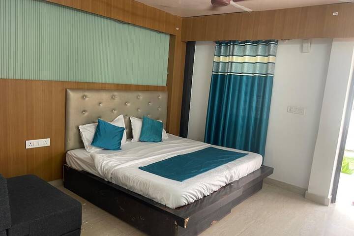 Room 20 of 63
