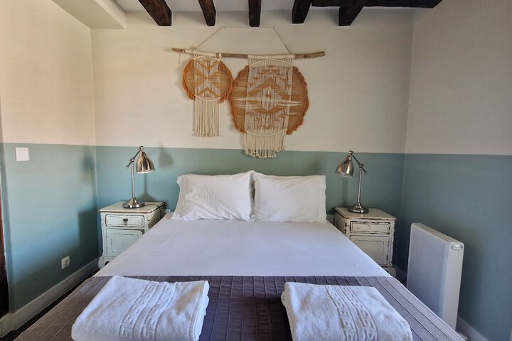 Room 27 of 92
