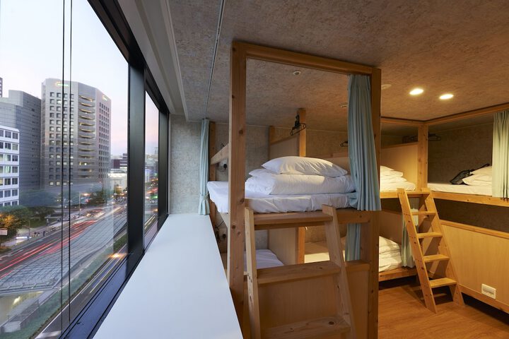 Room 18 of 127