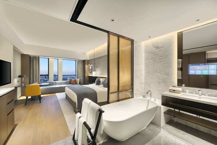 Room 20 of 92
