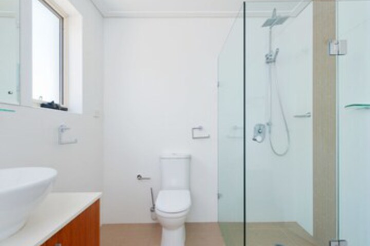 Room 4 of 14