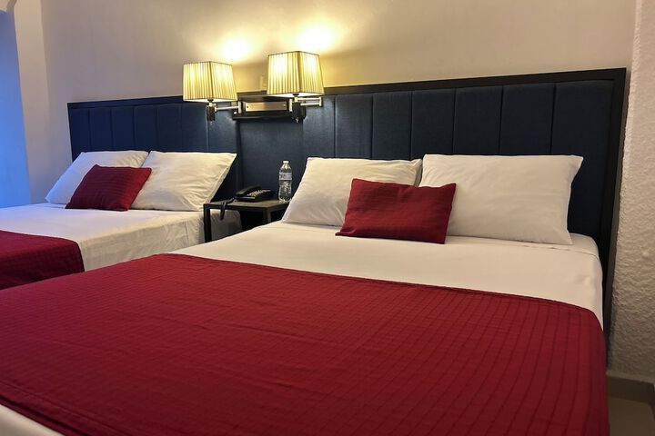 Room 3 of 20