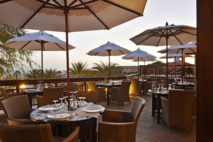 Dining 56 of 81