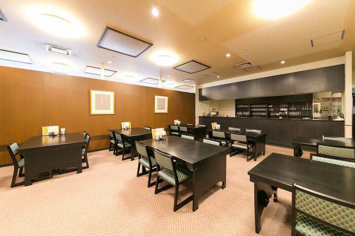 Dining Photos