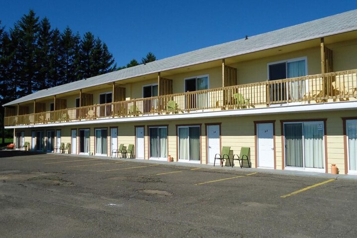 Hotel 56 of 71