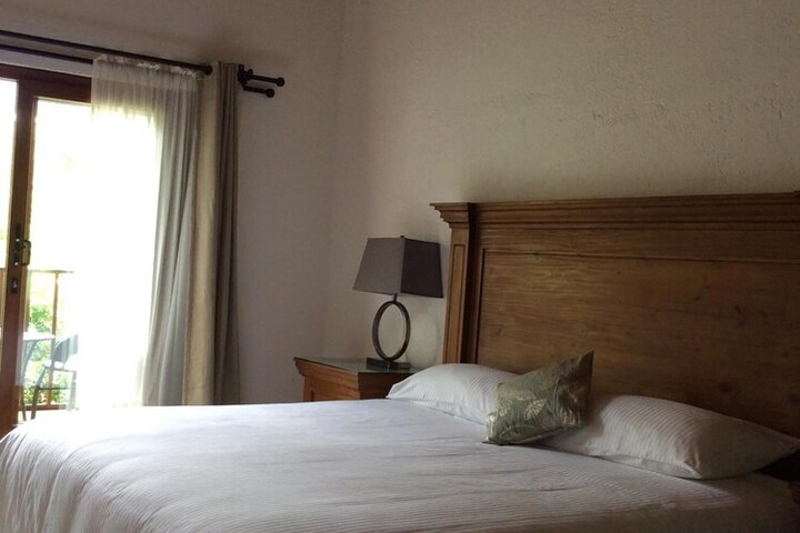 Room 11 of 52