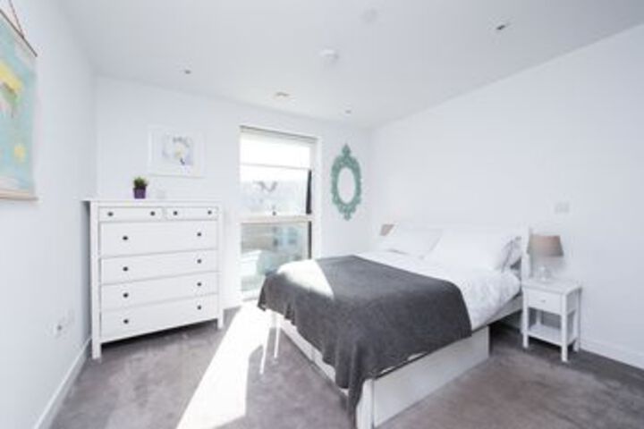 Room 9 of 24