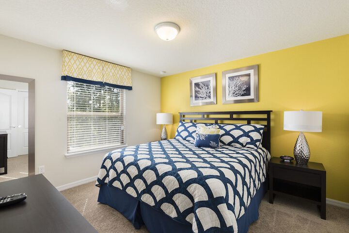 Room 10 of 35