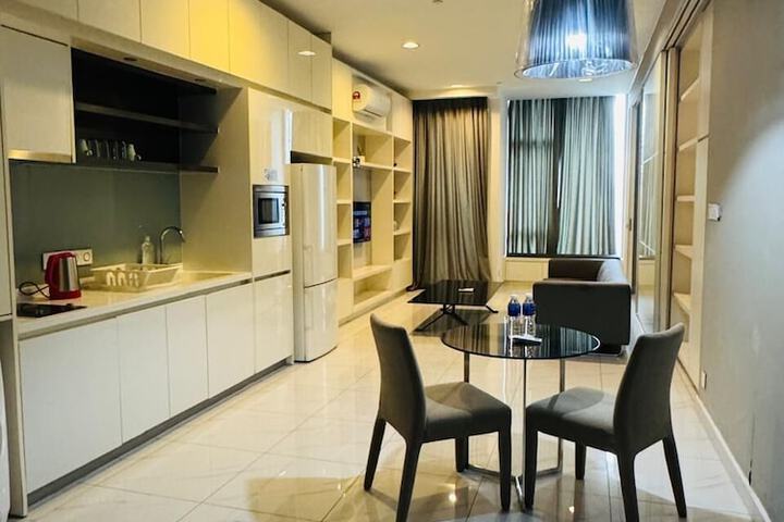 Room 53 of 113