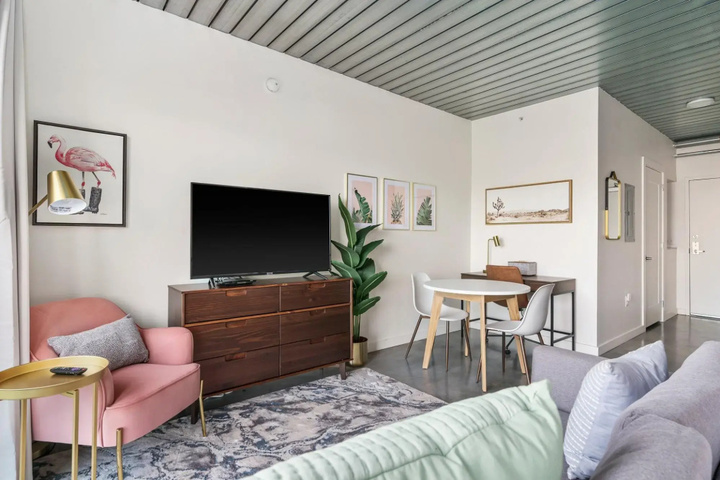 Photo of Mid Main Lofts 4403 Cute Comfy Studio Loft Midtown