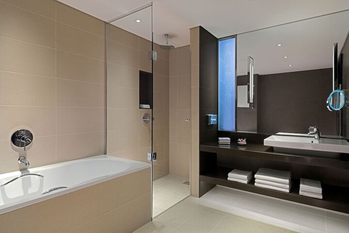 Room 40 of 63