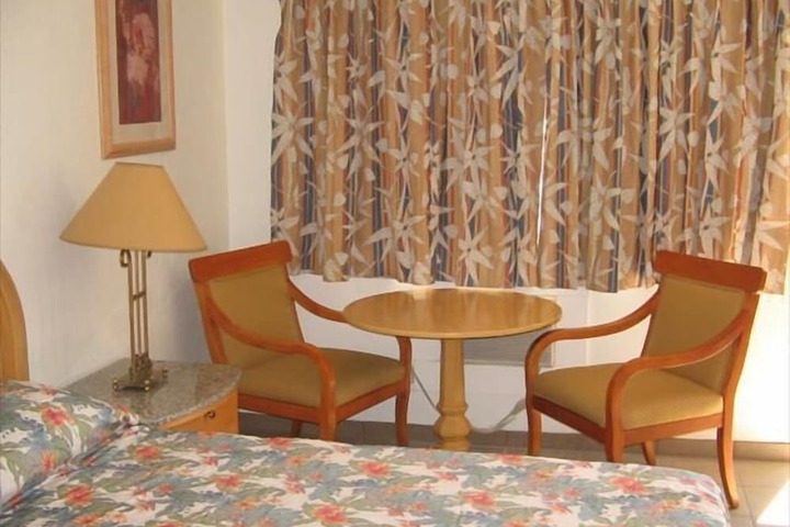Room 5 of 19