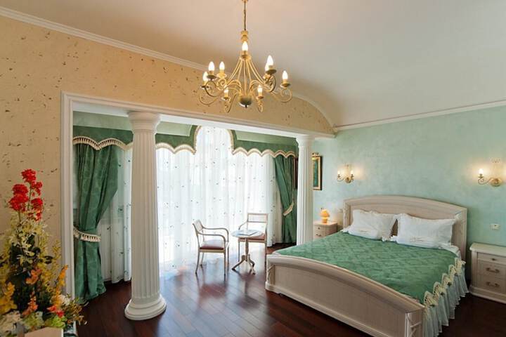 Room 20 of 68