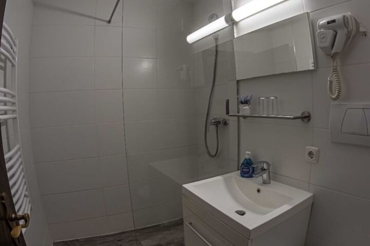 Room 41 of 55
