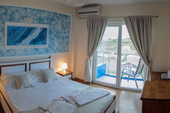 Room 3 of 4