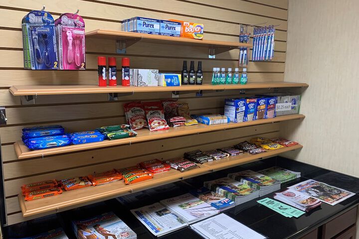 Snack bar