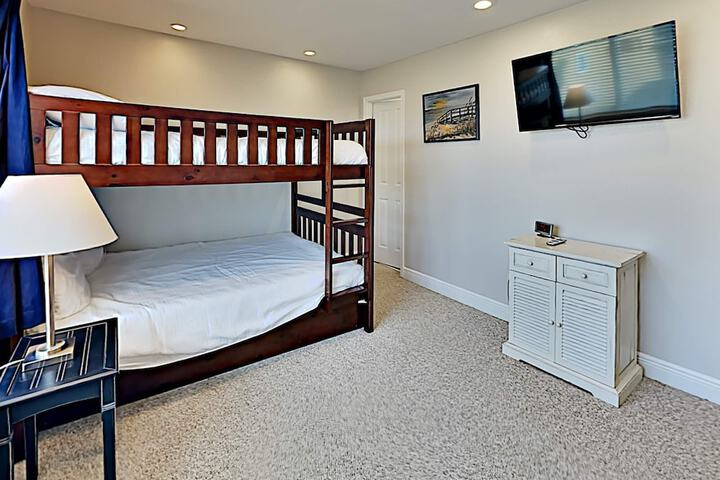 Room 5 of 48