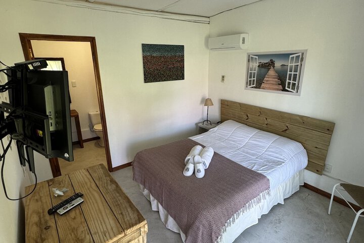 Room 16 of 102