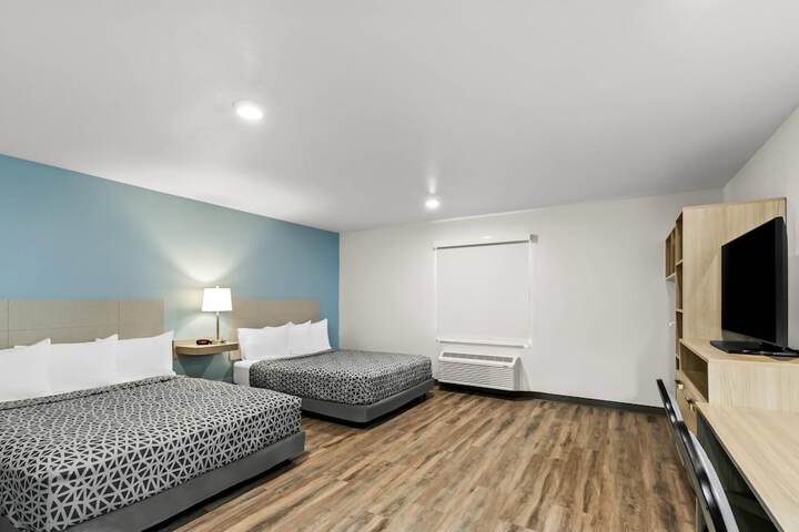 Room 43 of 71