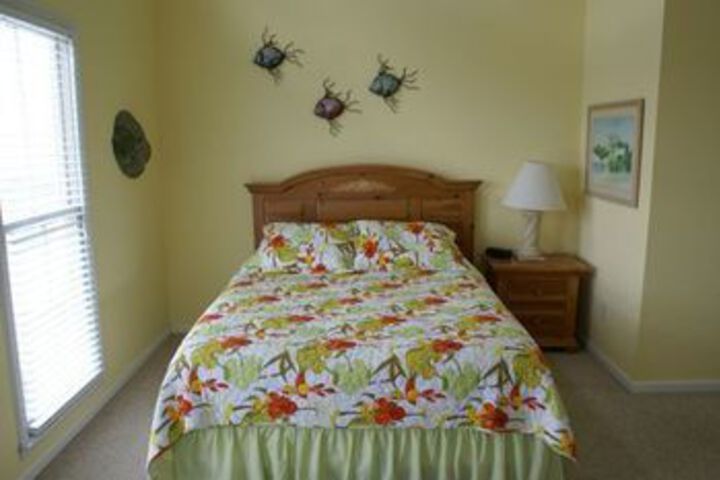 Room 8 of 15