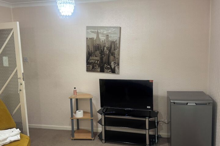 Room 35 of 40
