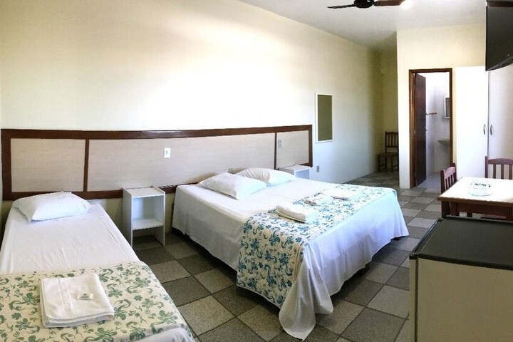 Room 6 of 15