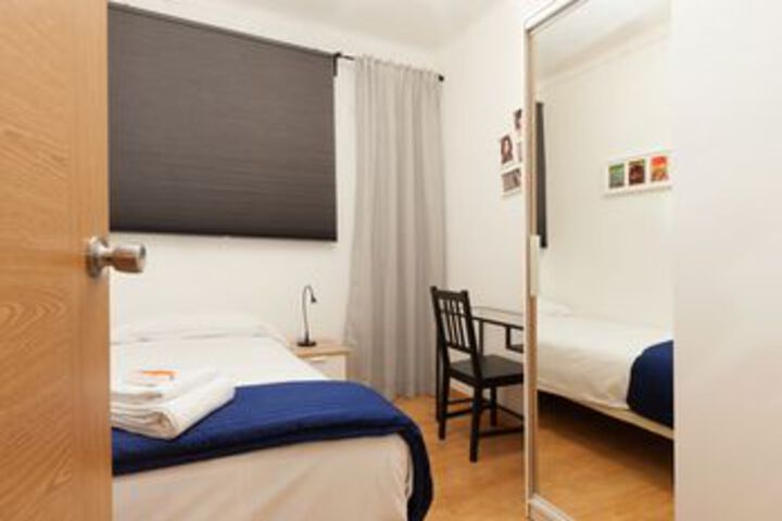 Room 15 of 40