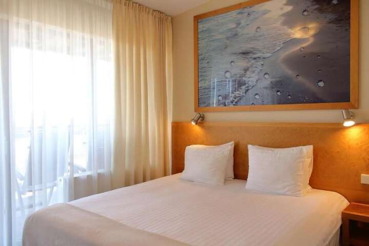 Room 13 of 45