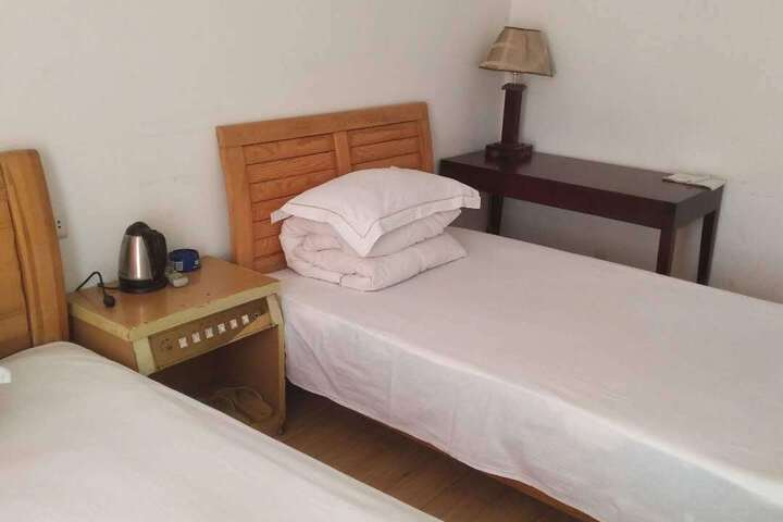 Lianyungang Qingying Hotel