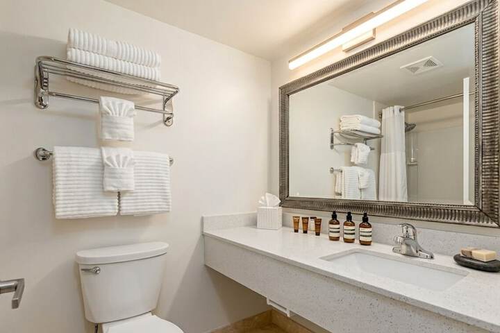 Clean Restrooms