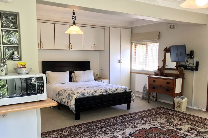 Room 10 of 68