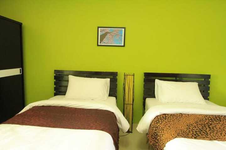 Room 9 of 41