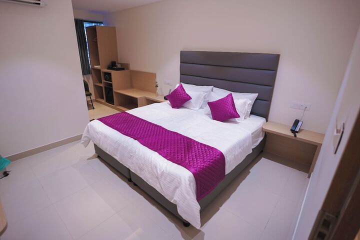 Room 3 of 13