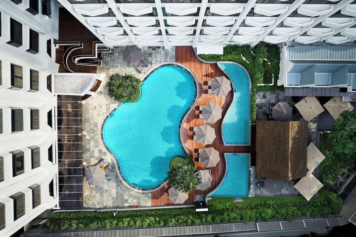 Pool 37 of 86