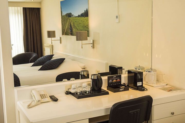 Room 25 of 105