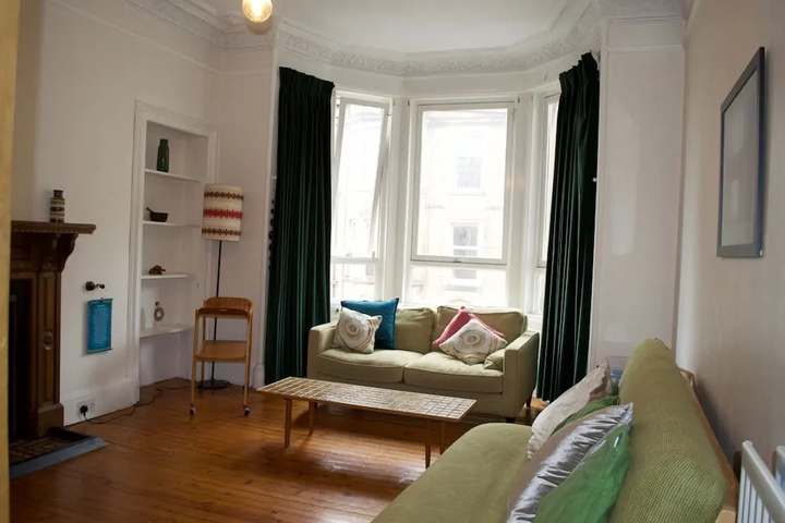 Room 2 of 13