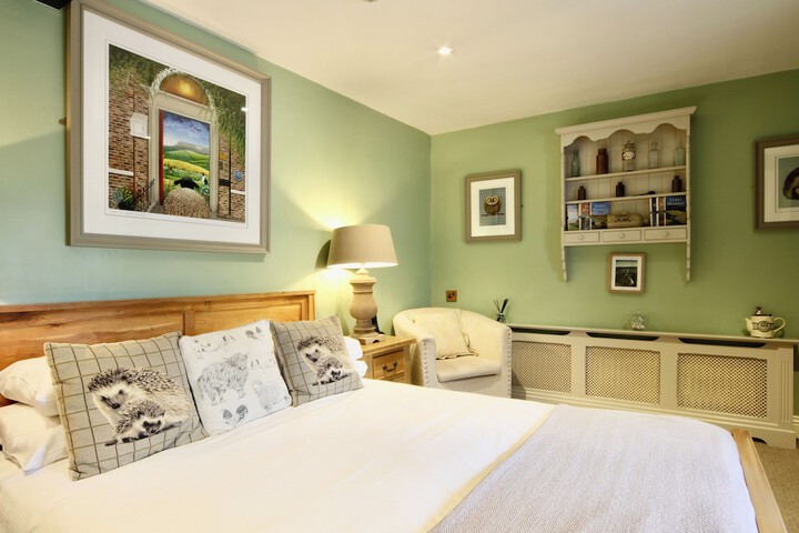 Room 5 of 31