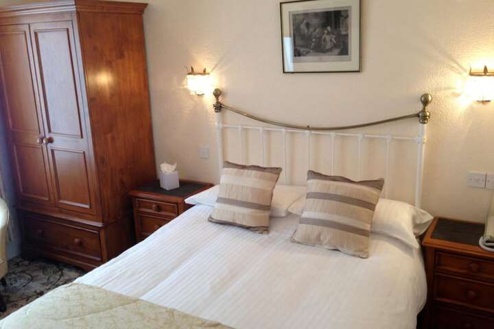 Room 8 of 46
