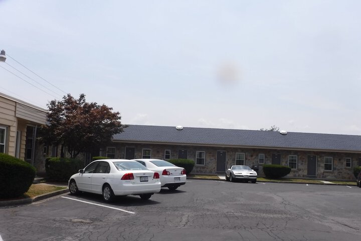 Property Grounds 20 of 23