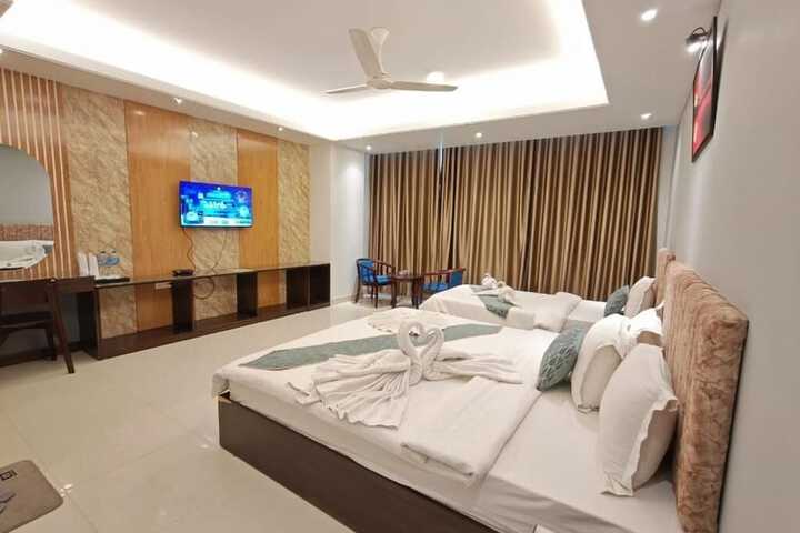 Room 38 of 73
