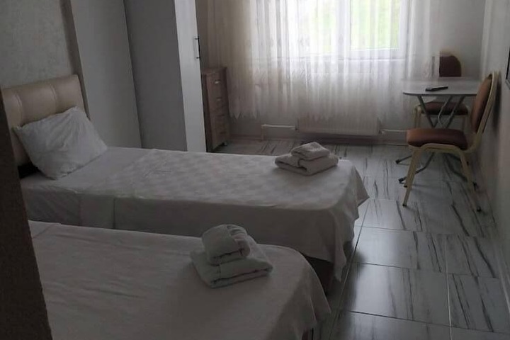 Room 9 of 21