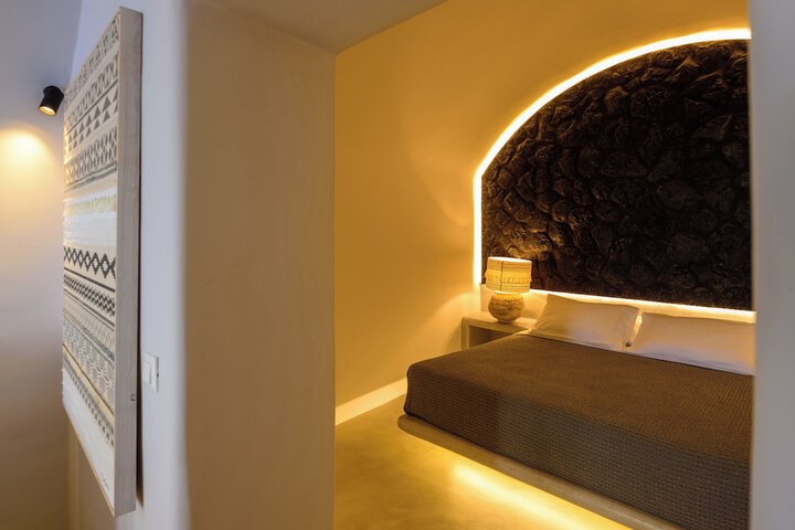 Room 42 of 192