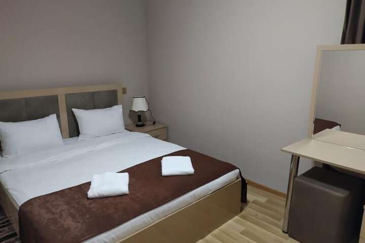 Room 2 of 59