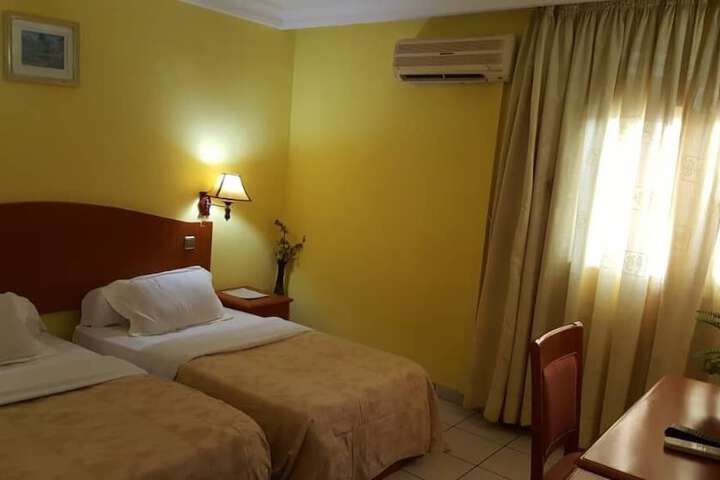 Room 15 of 44